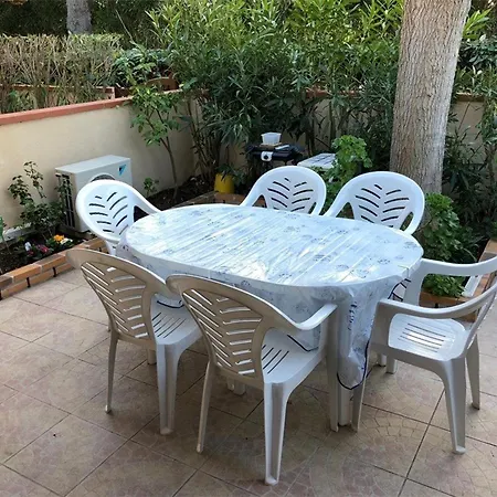 Villa T2 Mezzanine Climatisée, 6 Pers, Terrasse, à 350m De La - Port - Fr-1-81-445 *